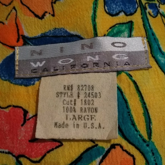 Nino Wong Multicolor Floral Blouse EUC - Picture 6 of 7